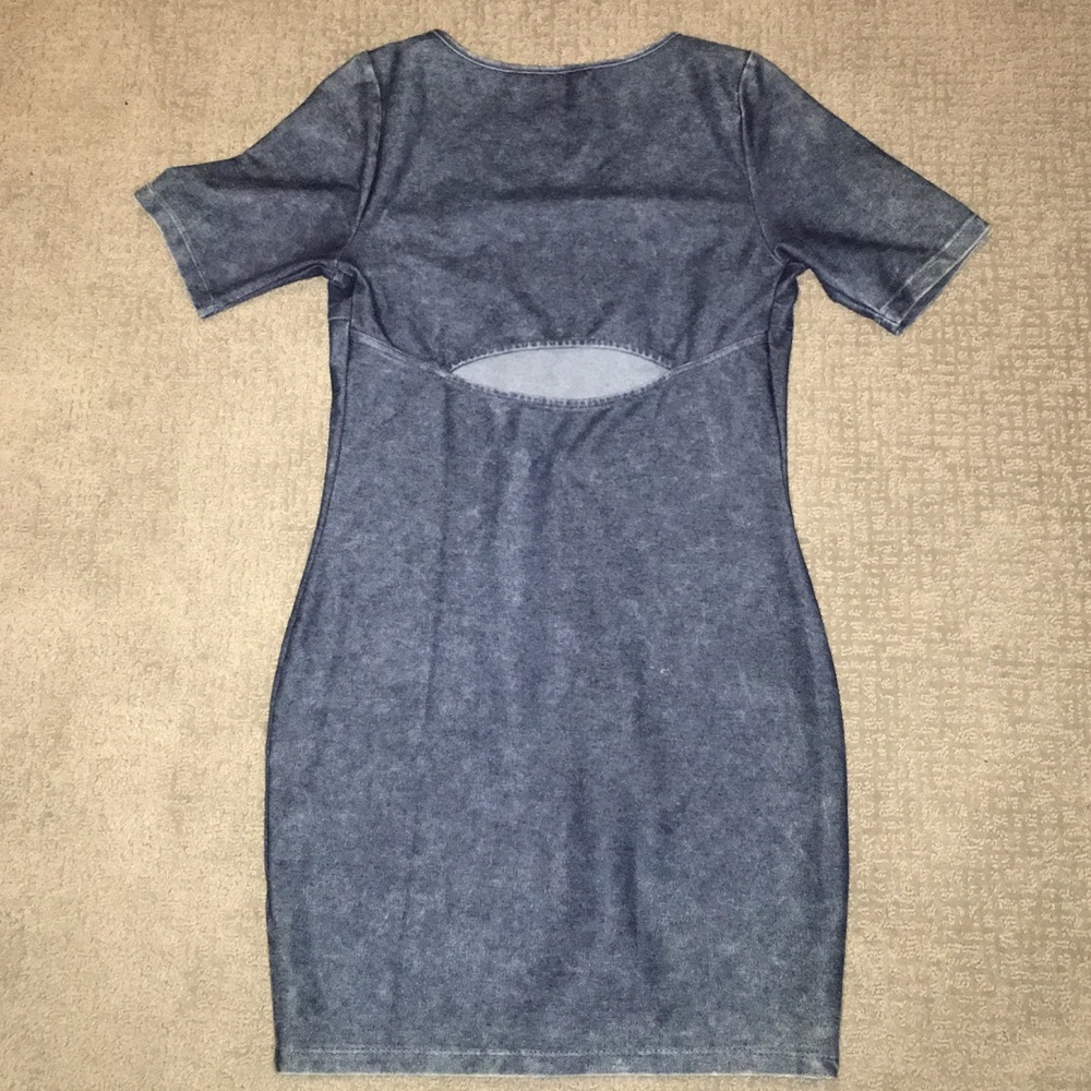 Marilyn Monroe dress size large - Picture 3 of 3